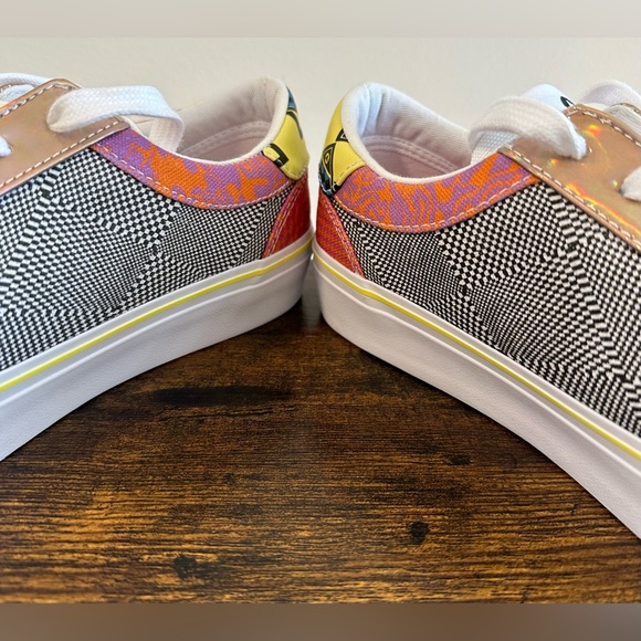 Airwalk Women’s Alya-J Black Multicolor Retro Sneaker NWT Various Sizes - Picture 4 of 10